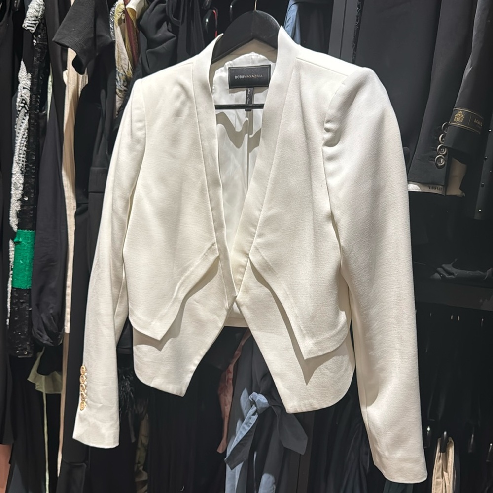 Great condition bcbg blazer